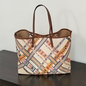 Tory Burch Floral Patterned Tote Bag - Multi-colored Width 16.5" Height 12"